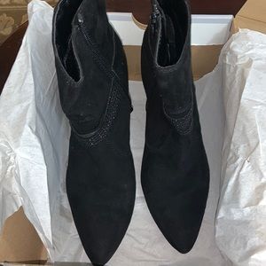 AM by Ann Marino Wilma Black High Heel Ankle Boots Size 7
